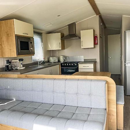 فندق Lovely 8 Berth Caravan For Hire At Barmston Beach Holiday Park Ref 62002O Lund المظهر الخارجي الصورة